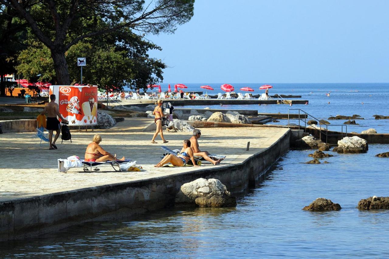 Apartments With A Parking Space Umag - 7039 Exterior photo